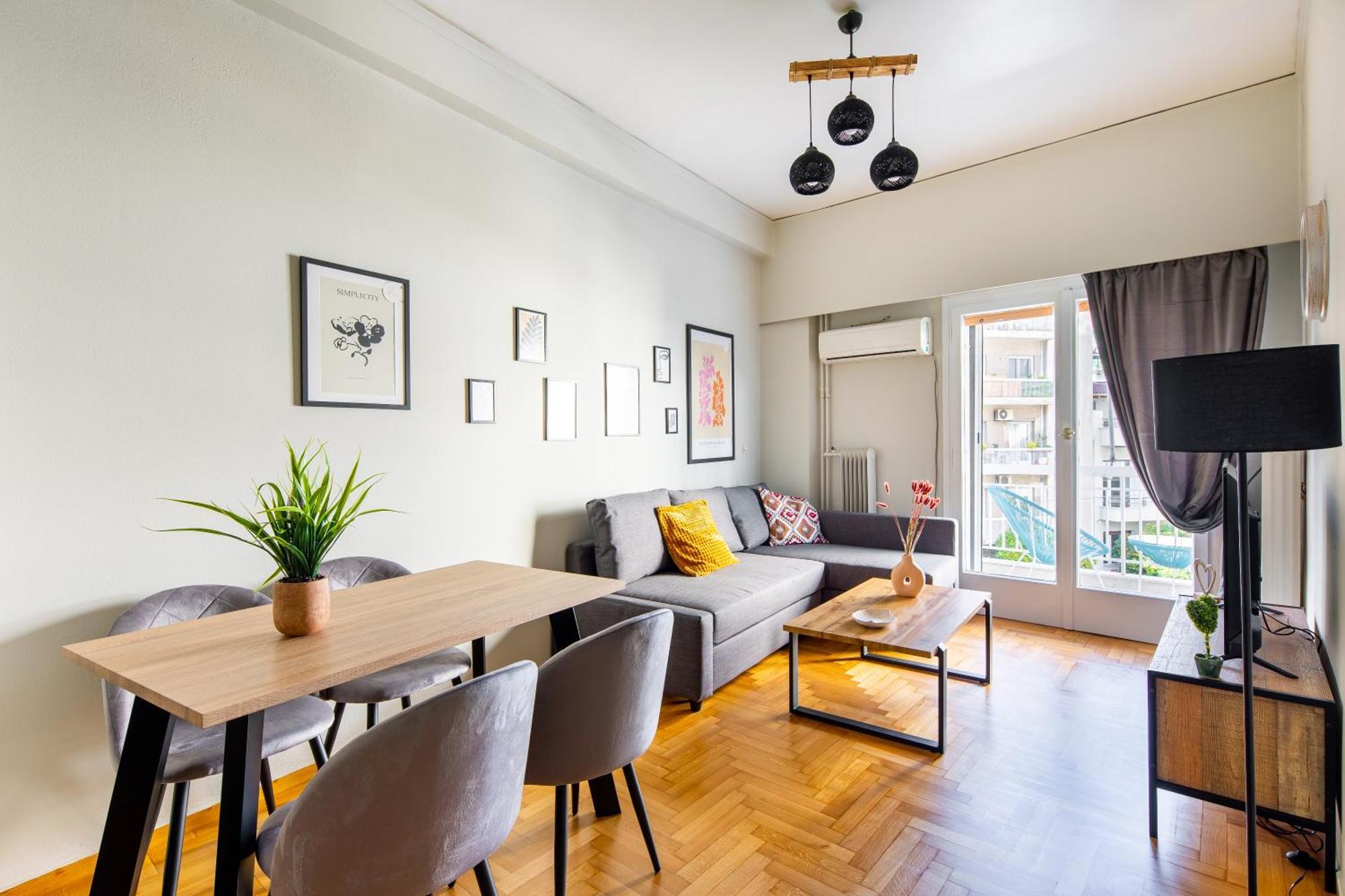 Spacious With Partial Acropolis View 雅典