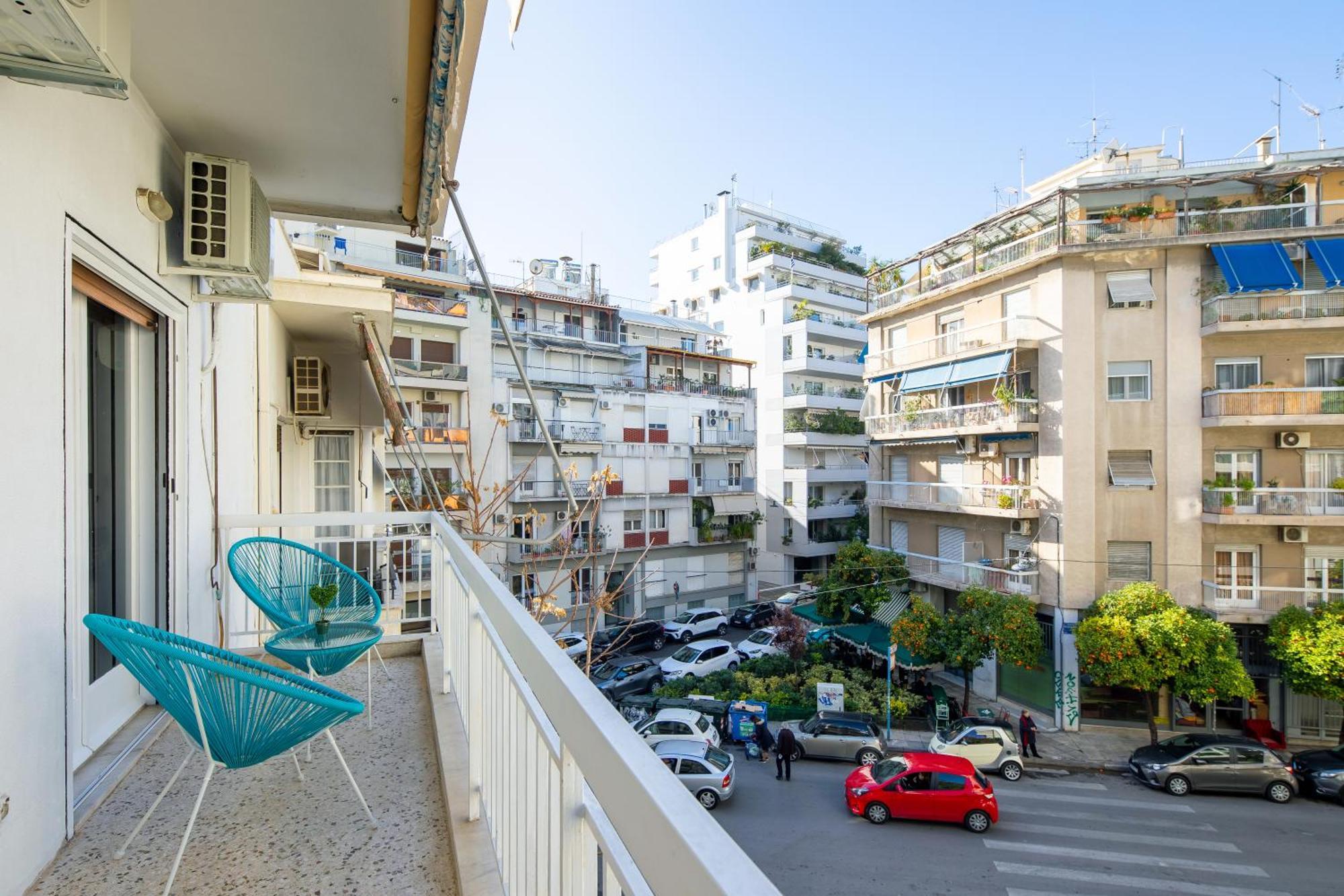 Spacious With Partial Acropolis View Apartment